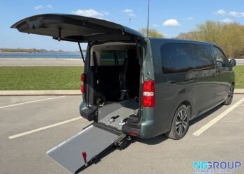 „Citroën ë-SpaceTourer“ elektromobilyje- neįgaliesiems skirta įranga