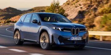 Nauja era prasideda: visiškai elektrinis „BMW iX3“ – pirmasis „Neue Klasse“ modelis