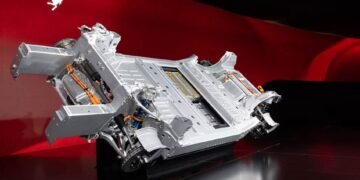 „Ferrari Elettrica“: naujos eros pradžia