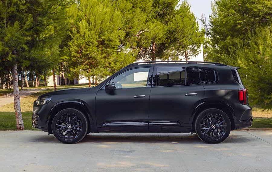 Naujos kartos „Mercedes-Benz GLB“ – iki 631 km nuotolis, 800 V technologija ir 7 vietos