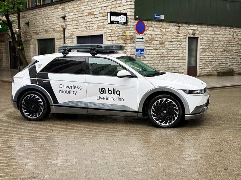 Bliq – naujas vardas savivaldžių automobilių rinkoje, jau važiuojantis Europos keliais