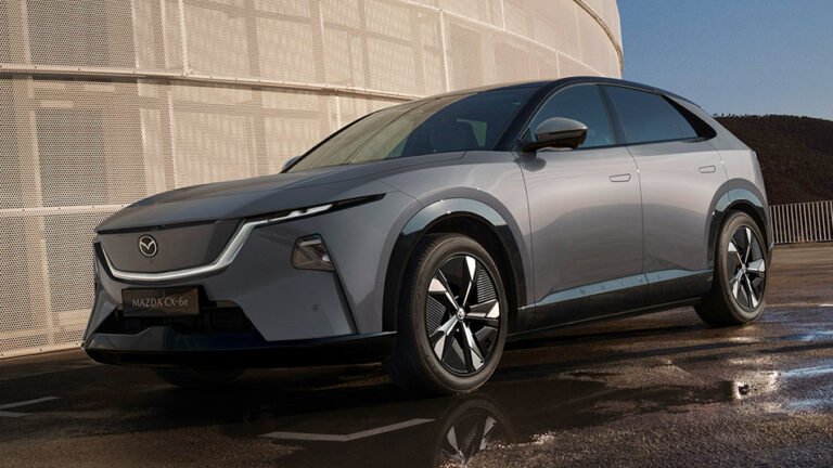 Elektrinis „Mazda CX-6e“